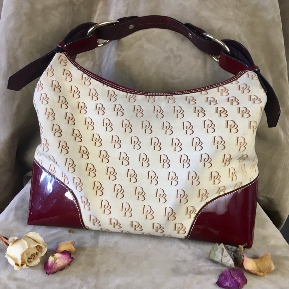 Dooney & Bourke Bag. - Picture 3 of 8